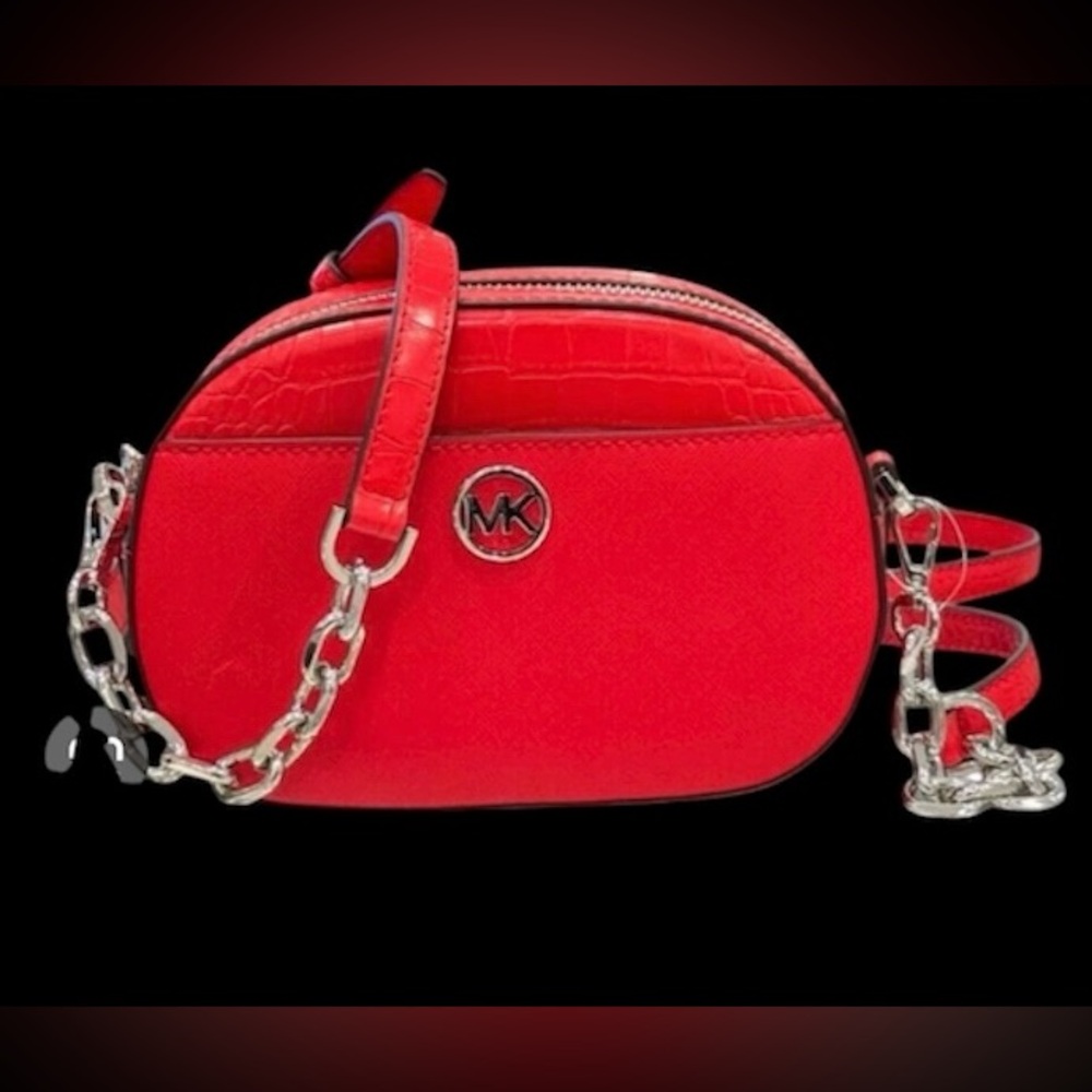 Michael Kors Jet Set Glam Oval Crossbody. Bright red.